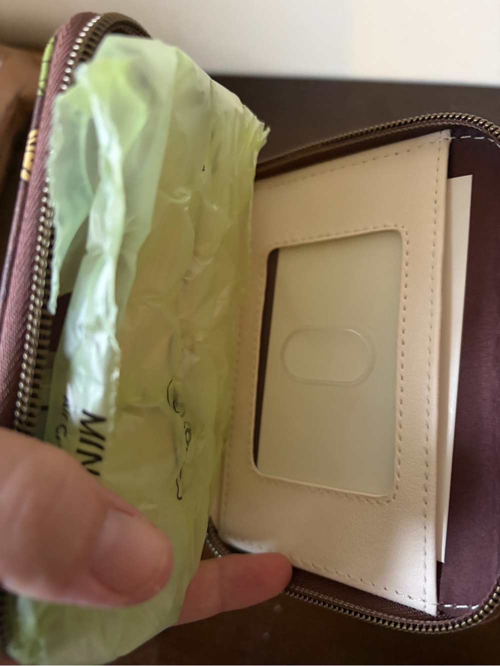 Loungefly Cream Disney Tiana & Naveen Autumn Wallet - Picture 3 of 3